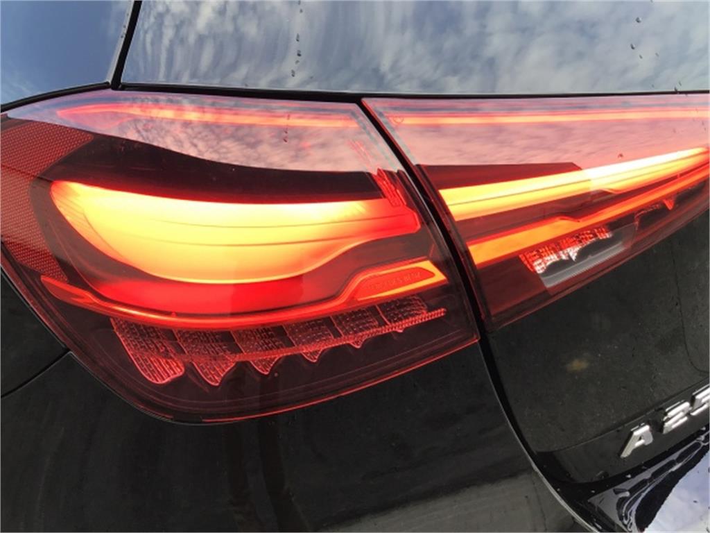 MERCEDES-BENZ Clase A 250 e en Adarsa Ponferrada - Foto 16